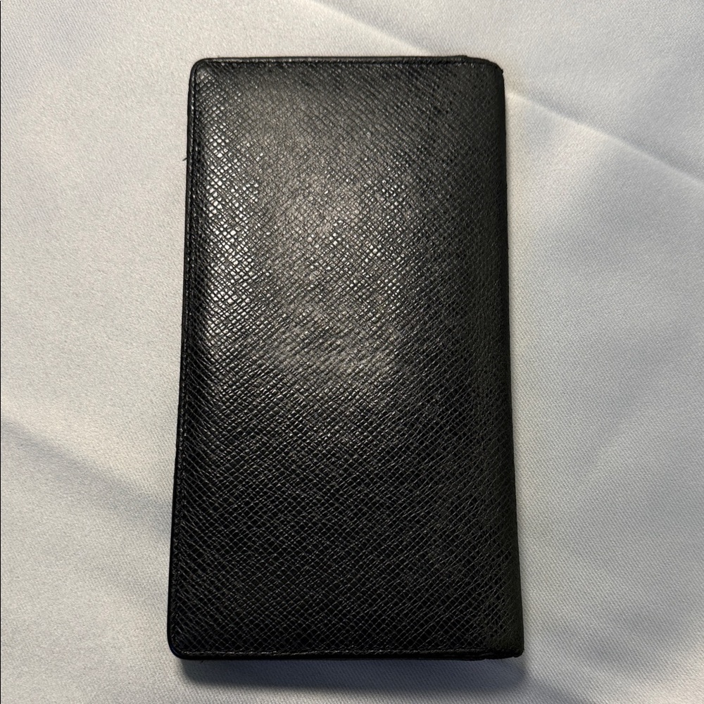 Pre-Loved Louis Vuitton Brazza Wallet in Black Leather - Picture 6 of 6